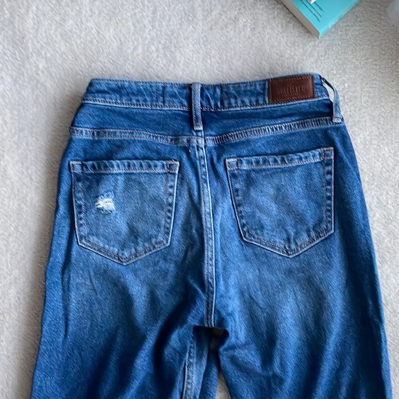 Hollister high rise mom Jean - Picture 3 of 3